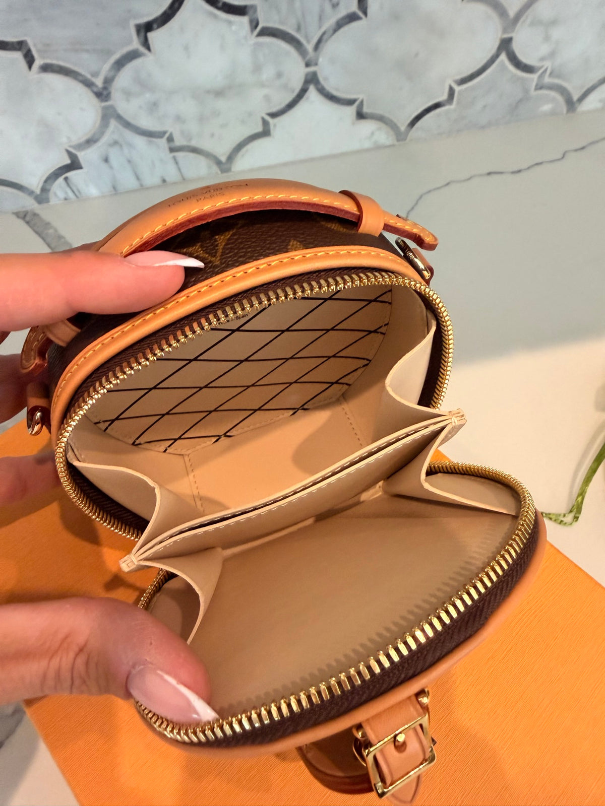 Louis Vuitton Monogram Mini Boite Chapeau