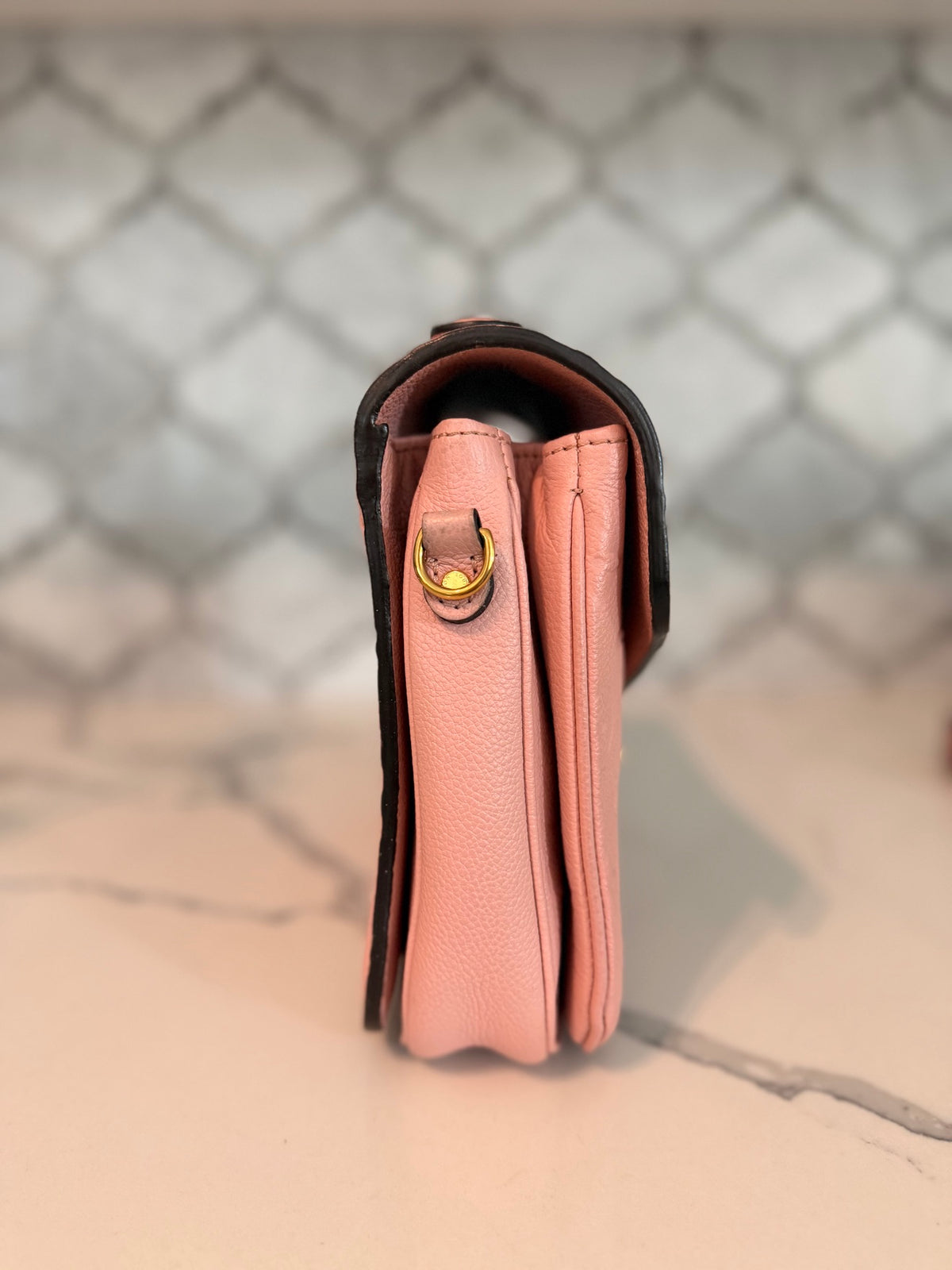 Louis Vuitton Pochette Métis — Pink Monogram Empreinte Leather