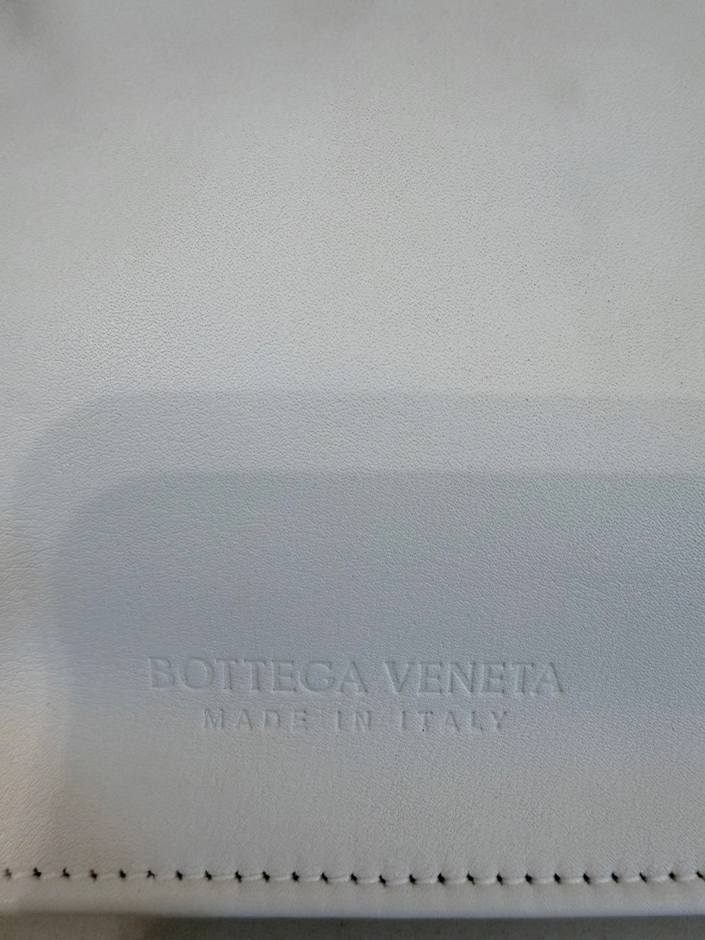 Bottega Veneta Twist Bag — White Leather with Knot Handle