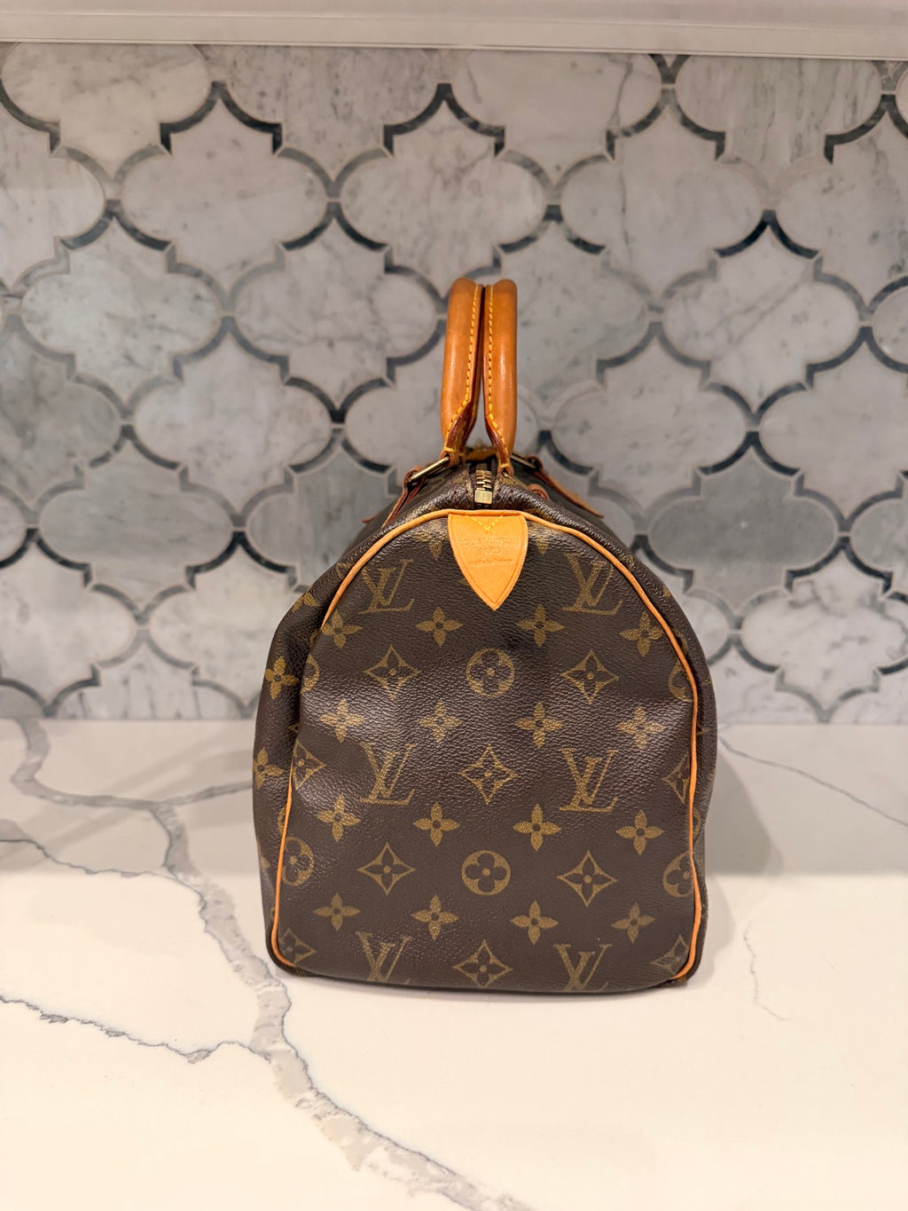 Louis Vuitton Monogram Speedy 30