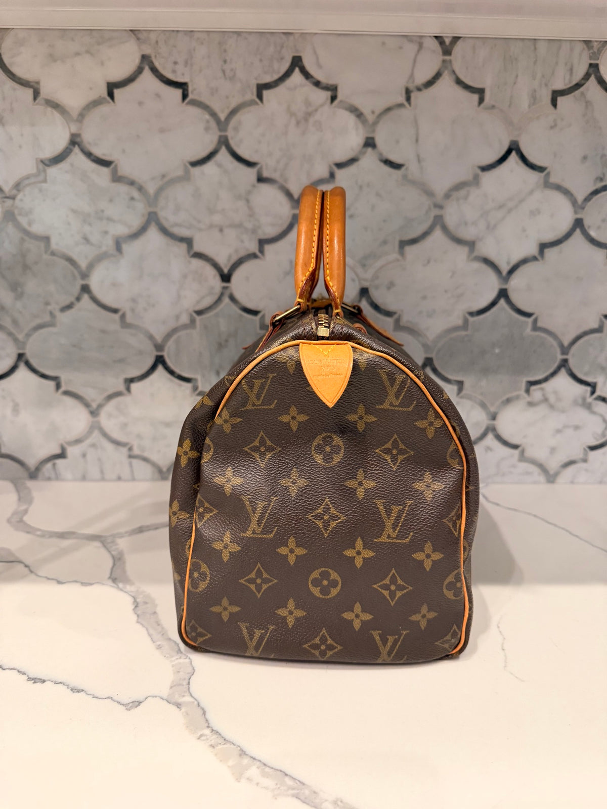 Louis Vuitton Monogram Speedy 30