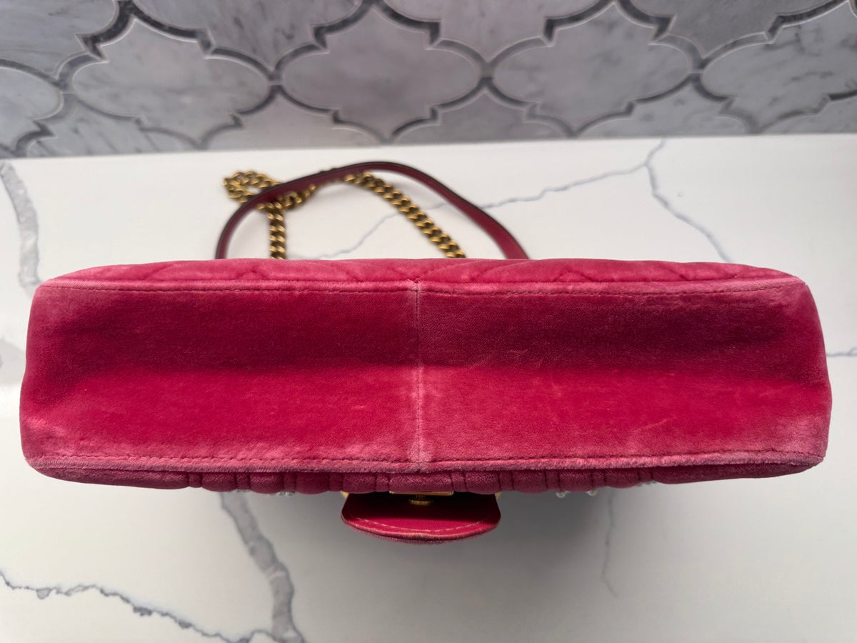 Gucci GG Marmont Medium 'Blind for Love' Shoulder Bag — Fuchsia Velvet