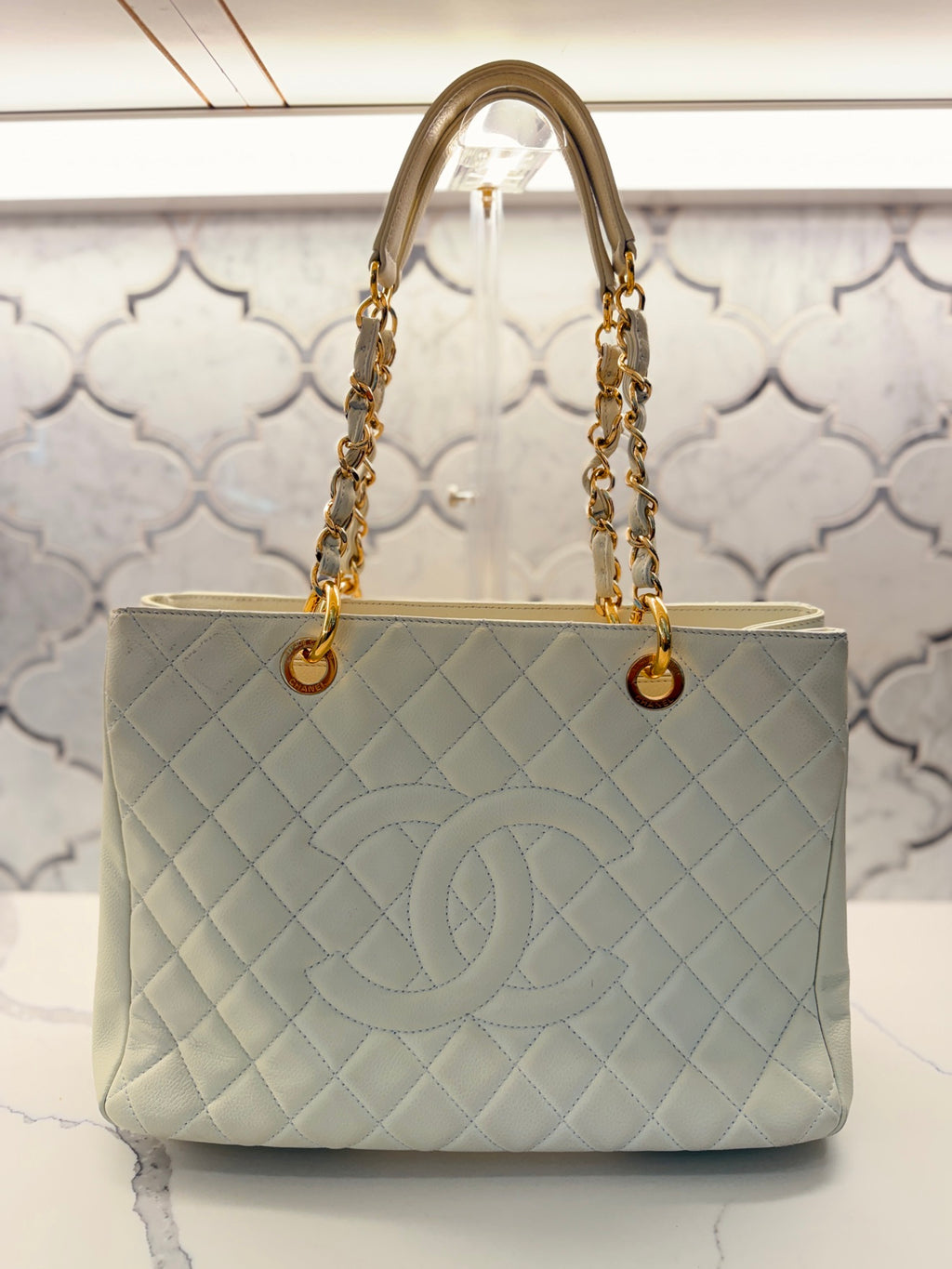 Chanel Shopping Fever Tote — White Quilted Calfskin