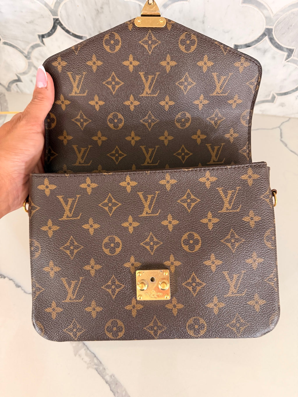 Louis Vuitton Monogram Pochette Métis