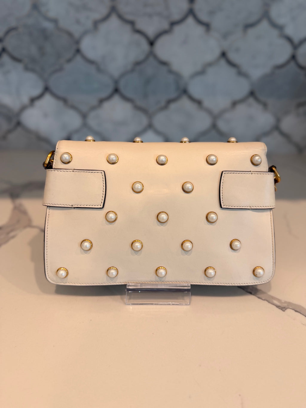 Gucci Pearl Bee Clutch — Ivory Leather