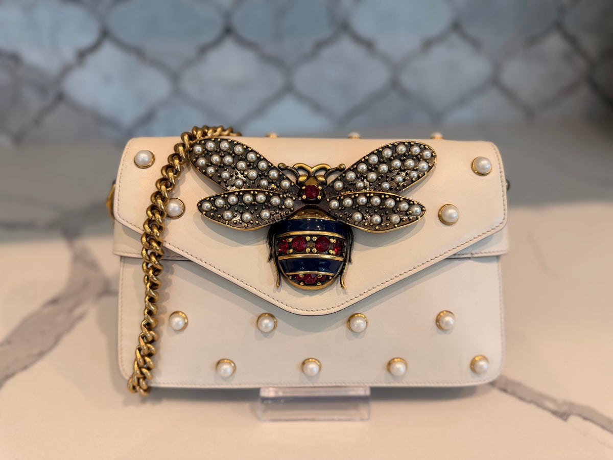 Gucci Pearl Bee Clutch — Ivory Leather