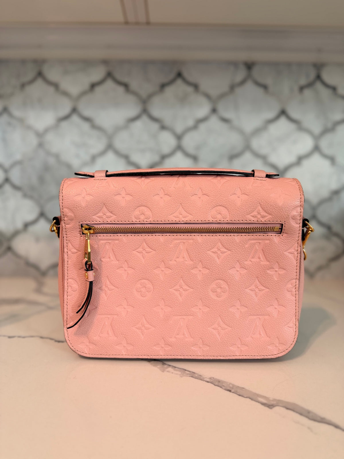 Louis Vuitton Pochette Métis — Pink Monogram Empreinte Leather
